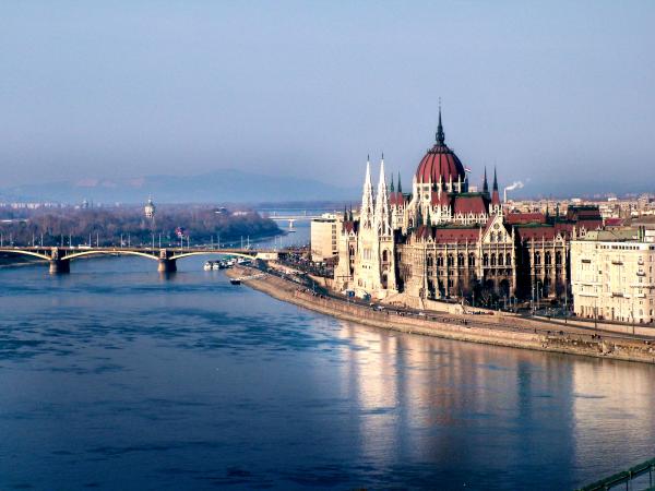budap_str.jpg